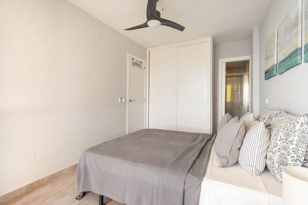 Refurbished 4* Apartment With Great Balcony La Manga del Mar Menor Exterior photo